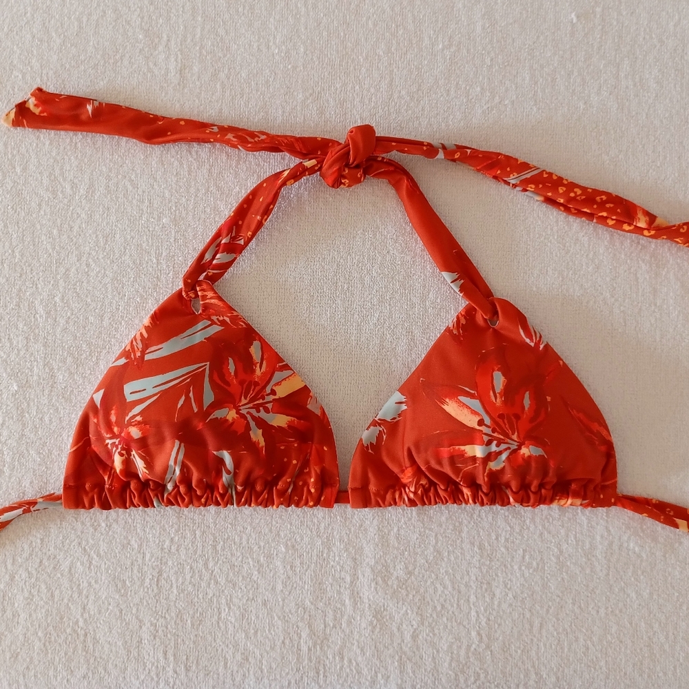 VENUS Summer Meadows Bikini Top, size C - Picture 2 of 7
